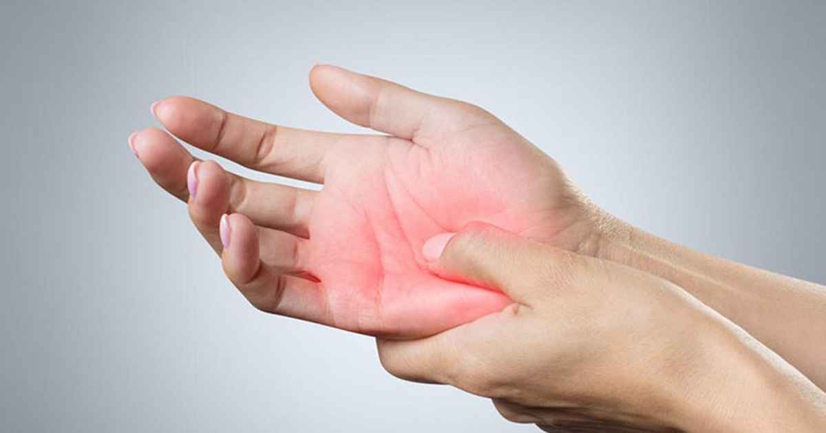 یکی از علائم کمبود ویتامینe، ضعف و تحلیل عضلانی است.
